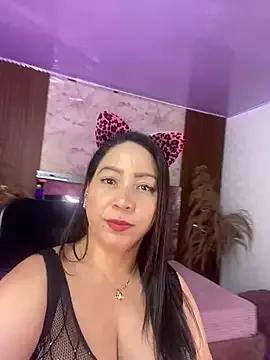 Michelle__taylor from StripChat is Freechat