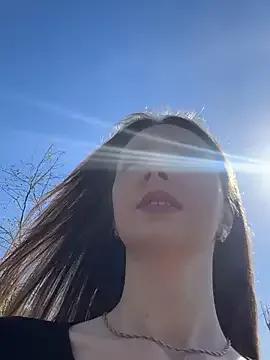 MilaBee from StripChat is Freechat