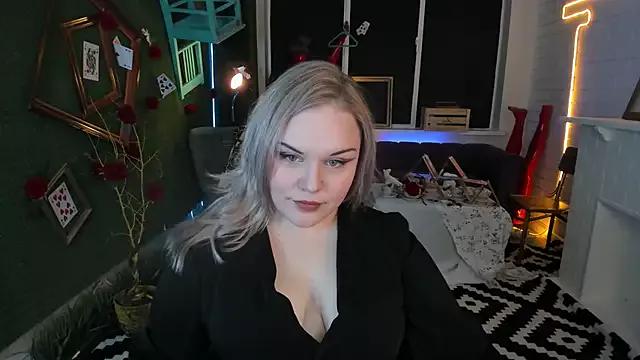 MilaTory from StripChat is Freechat