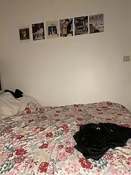 Photos of milkyhonybaby from StripChat is Freechat