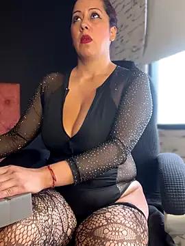 Photos of Miss__Melody from StripChat is Freechat