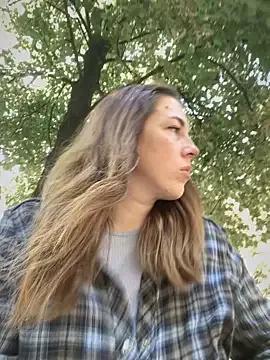 Photos of MommmyYummy from StripChat is Freechat