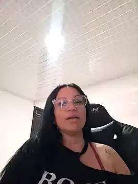 Nadia_samiri from StripChat is Freechat