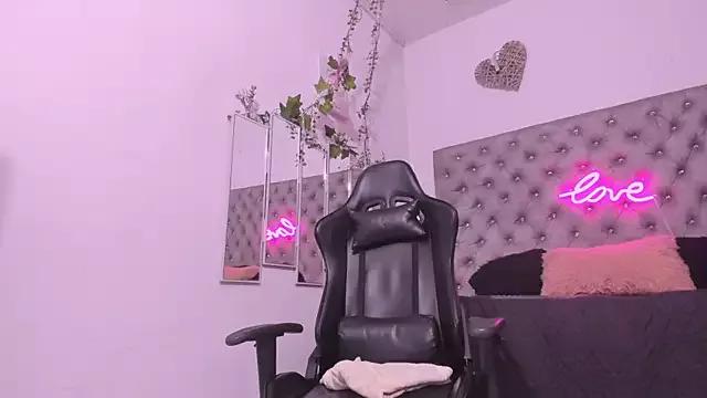 Incite your eccentricities: Get kinky and please these steamy asian sluts, who will reward you with wacky outfits and vibrating toys.