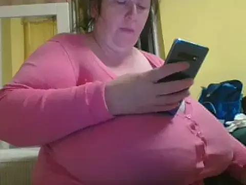 Nataliesbestjuggs from StripChat