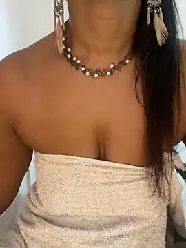 naughtyjaanu from StripChat is Freechat