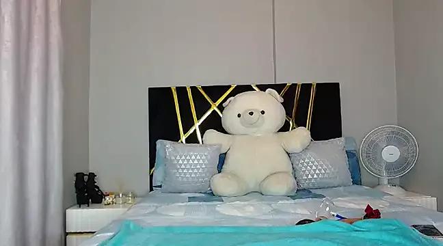 Incite your eccentricities: Get kinky and please these steamy asian sluts, who will reward you with wacky outfits and vibrating toys.