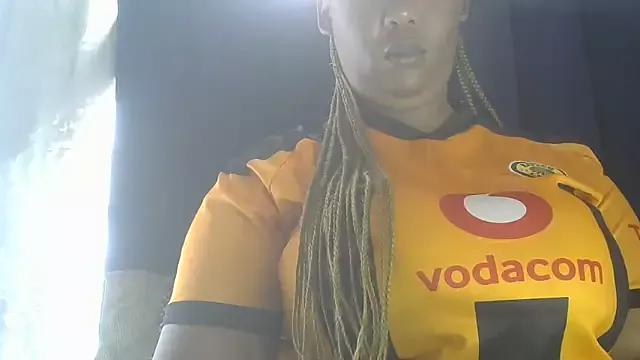 Photos of NippleMilkXx from StripChat is Freechat