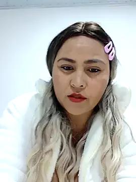 North-American-Mom from StripChat is Freechat
