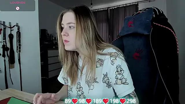 Incite your eccentricities: Get kinky and please these steamy asian sluts, who will reward you with wacky outfits and vibrating toys.