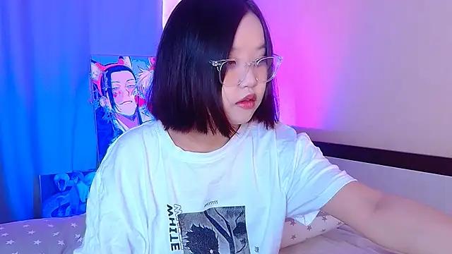 Appease your inner fixations and checkout real-life asian-fetish streamers as they go about their daily activities, from talking and getting naked to kooky moments on cam.