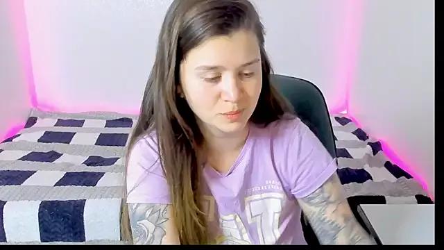 Pink_Rossy from StripChat is Freechat