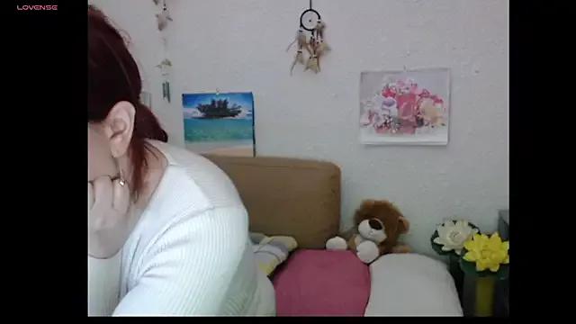 PlayfullMature from StripChat is Freechat