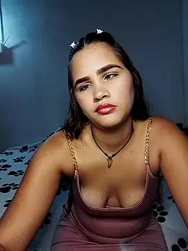 Rebeca27Gus from StripChat