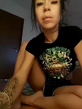Photos of Rosaliemilaxxx from StripChat is Freechat