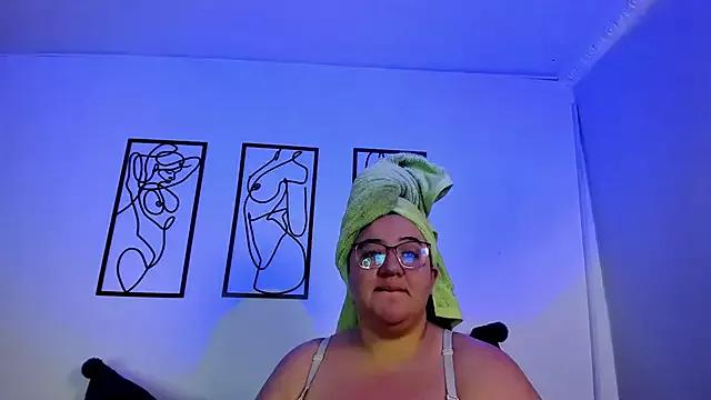 Incite your eccentricities: Get kinky and please these steamy asian sluts, who will reward you with wacky outfits and vibrating toys.