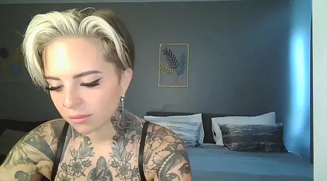 Incite your eccentricities: Get kinky and please these steamy asian sluts, who will reward you with wacky outfits and vibrating toys.