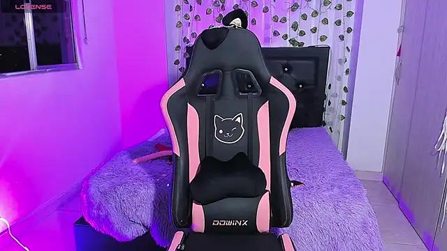 Incite your eccentricities: Get kinky and please these steamy asian sluts, who will reward you with wacky outfits and vibrating toys.