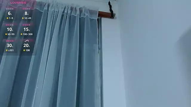 scarlettbooty from StripChat is Freechat