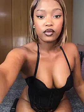 Photos of Seductive_Onicahh from StripChat is Freechat