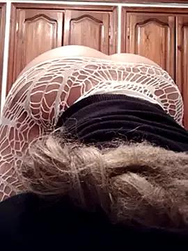 Sexlove1xo from StripChat is Freechat