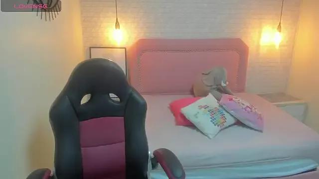Incite your eccentricities: Get kinky and please these steamy asian sluts, who will reward you with wacky outfits and vibrating toys.