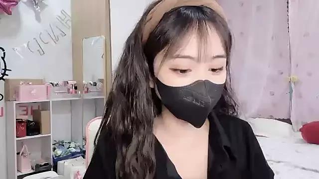 Photos of ShengHan-Barbie from StripChat is Freechat