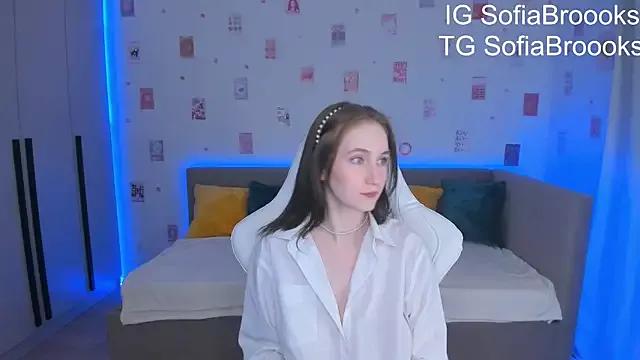 Incite your eccentricities: Get kinky and please these steamy asian sluts, who will reward you with wacky outfits and vibrating toys.