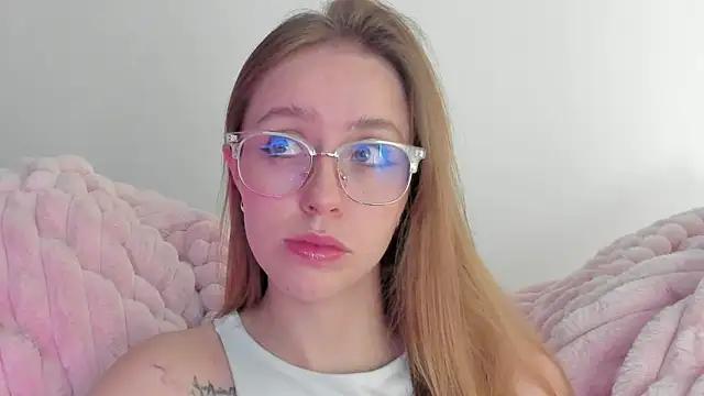 Incite your eccentricities: Get kinky and please these steamy asian sluts, who will reward you with wacky outfits and vibrating toys.