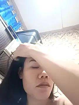 Squirtangel_22 from StripChat is Freechat