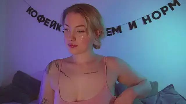 Incite your eccentricities: Get kinky and please these steamy asian sluts, who will reward you with wacky outfits and vibrating toys.