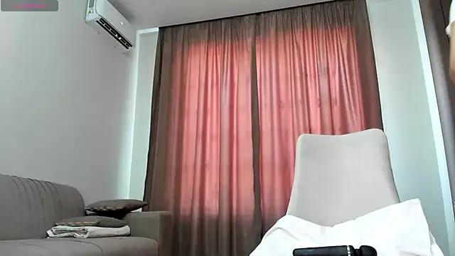 Photos of suzune_aya from StripChat is Freechat