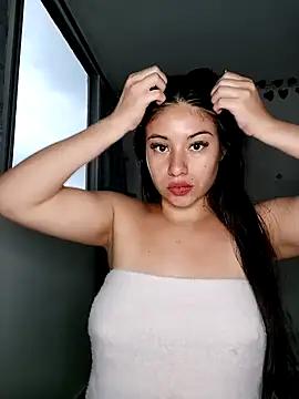 tara20_ from StripChat