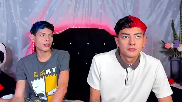 taylor_and_chris from StripChat is Freechat