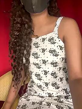 Photos of Teena_girl from StripChat is Freechat