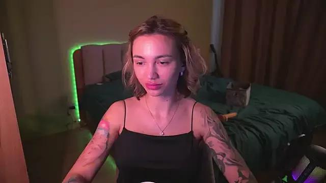 Incite your eccentricities: Get kinky and please these steamy asian sluts, who will reward you with wacky outfits and vibrating toys.