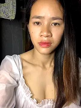 Photos of TiNa_04 from StripChat is Freechat