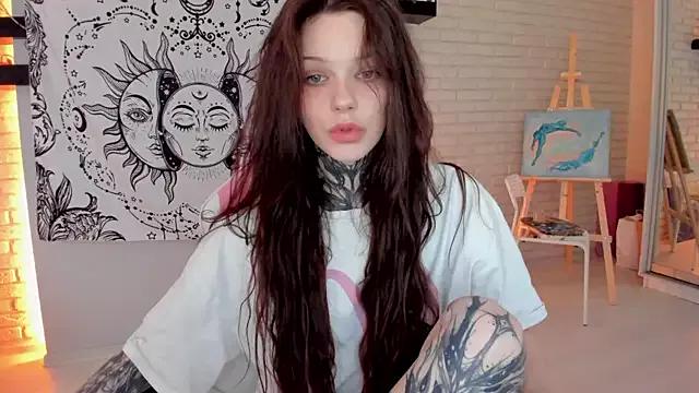 Uwuxxxeva webcams show profile image 