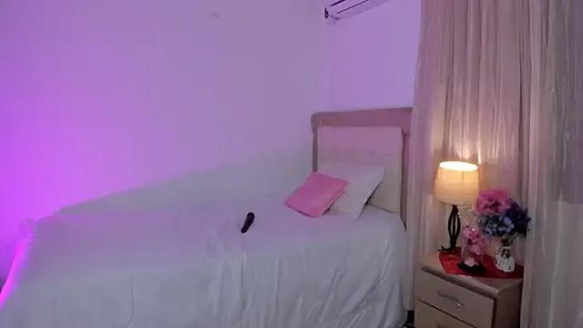 vale_kross from StripChat is Freechat
