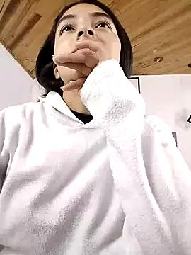 Valen_Person from StripChat is Freechat