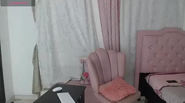 victoria_hauss from StripChat is Freechat