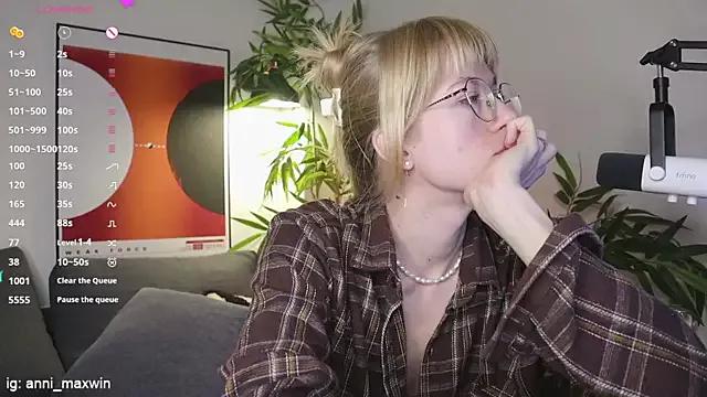 Incite your eccentricities: Get kinky and please these steamy asian sluts, who will reward you with wacky outfits and vibrating toys.