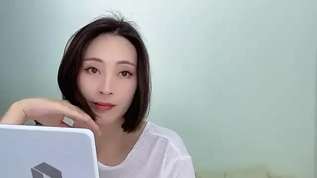 Photos of xiyan-yuyu from StripChat is Freechat