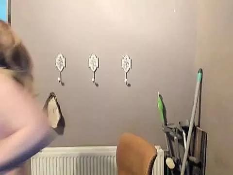 xxm-liefxx from StripChat