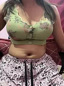Your_lallela from StripChat is Freechat