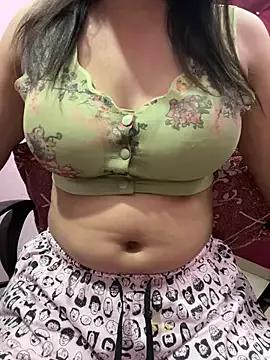 Photos of Your_lallela from StripChat is Freechat
