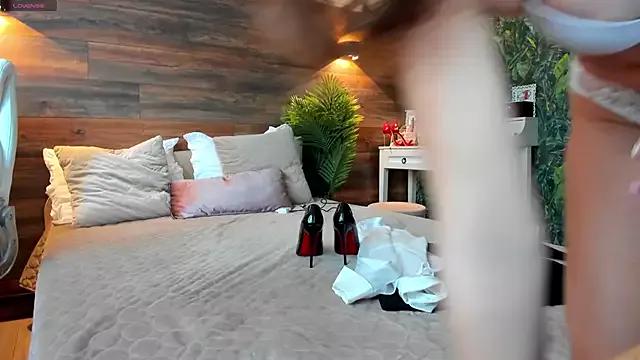 Incite your eccentricities: Get kinky and please these steamy asian sluts, who will reward you with wacky outfits and vibrating toys.