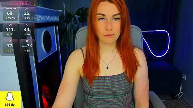 YrKiraXO from StripChat is Freechat